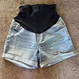 Old Navy Distressed Denim Maternity Shorts size 6